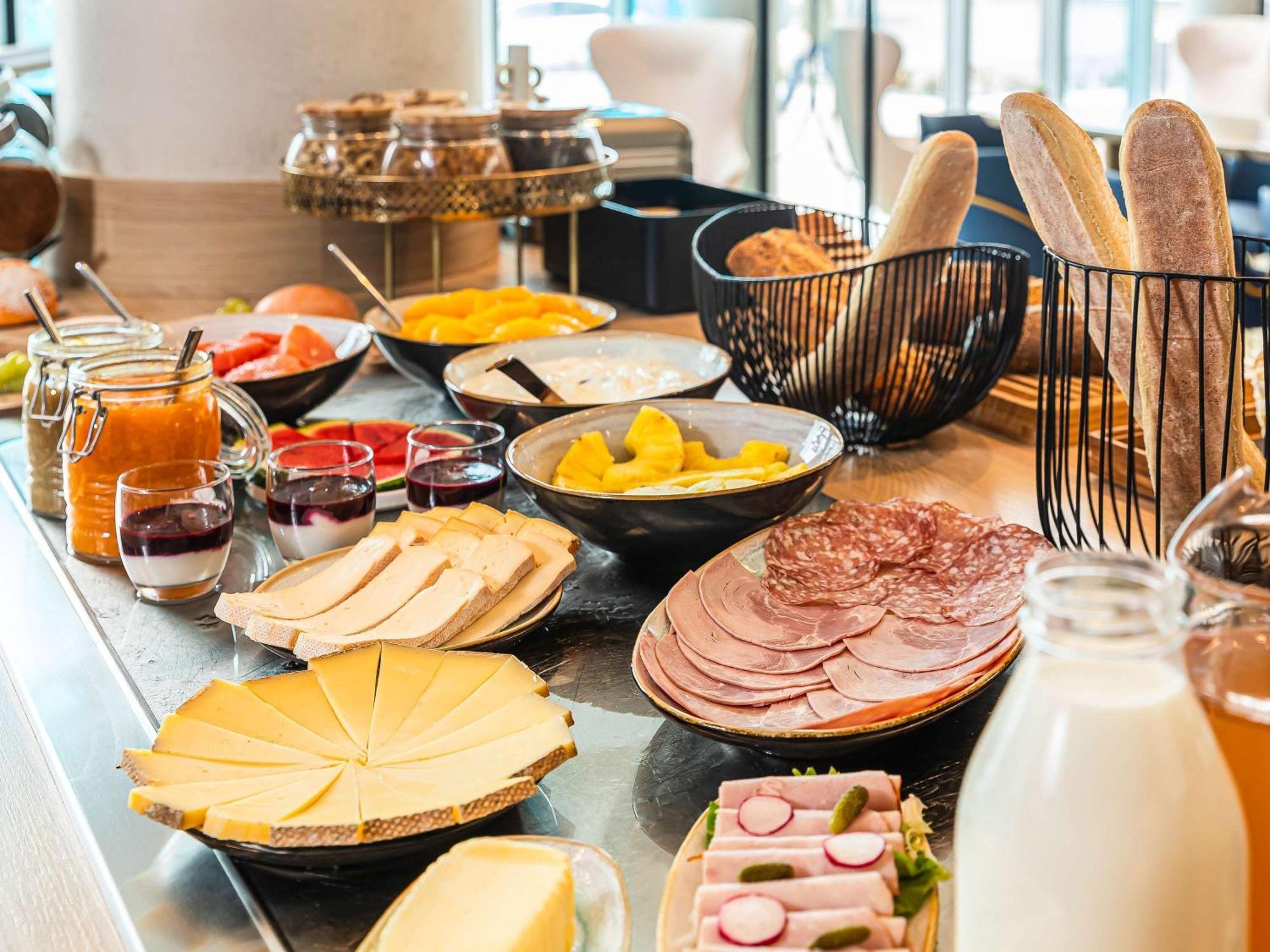 Mercure Dunkerque Centre Gare Hotel 4*